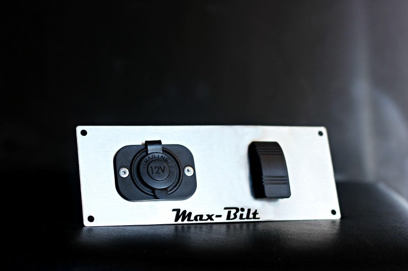 WATER RESISTANT POWER SOCKET WITH ROCKER PANEL | Max-Bilt